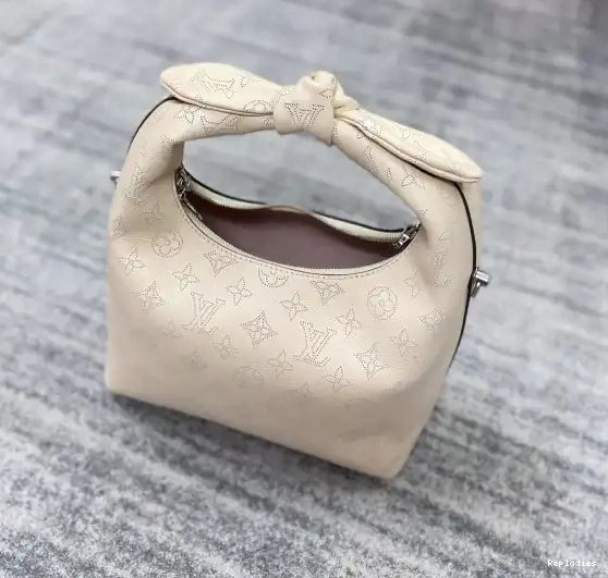 Cheap VUITTON LOUIS WHY KNOT PM 0627